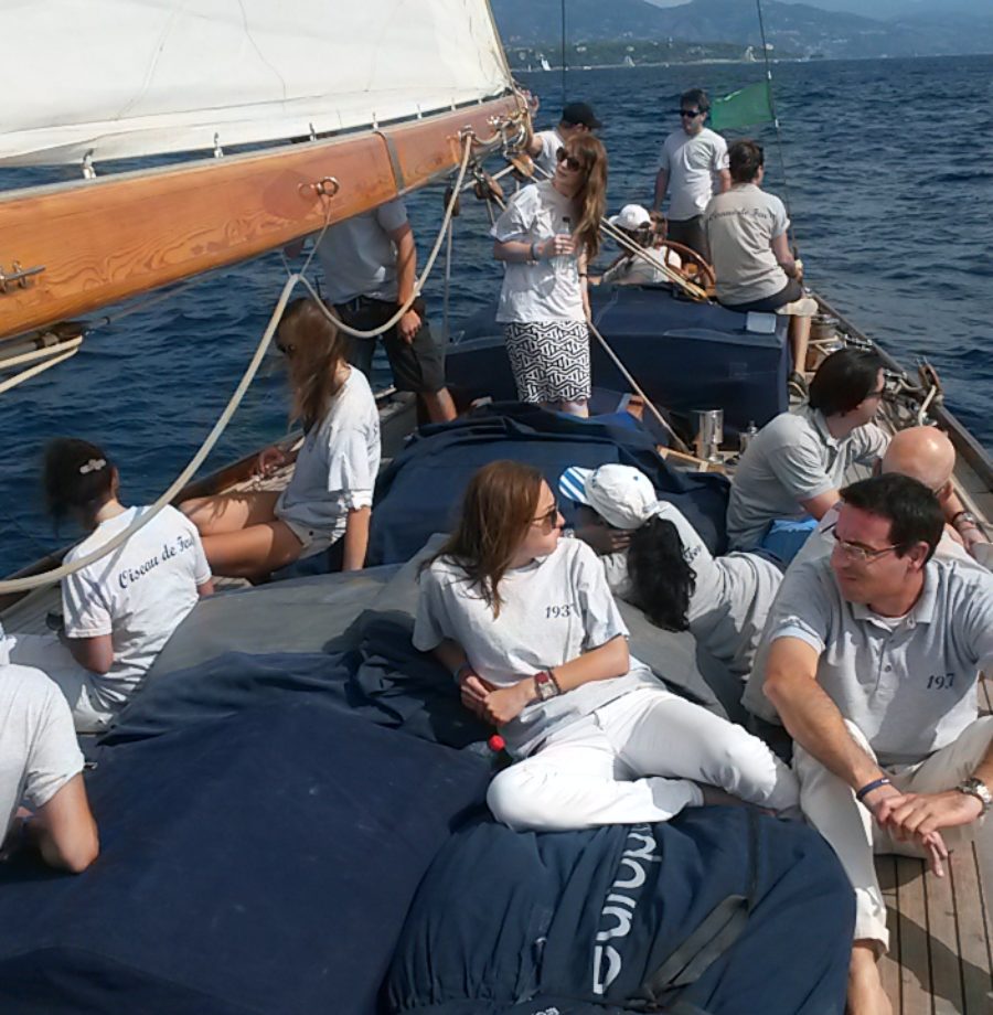 60711547cace9823427152