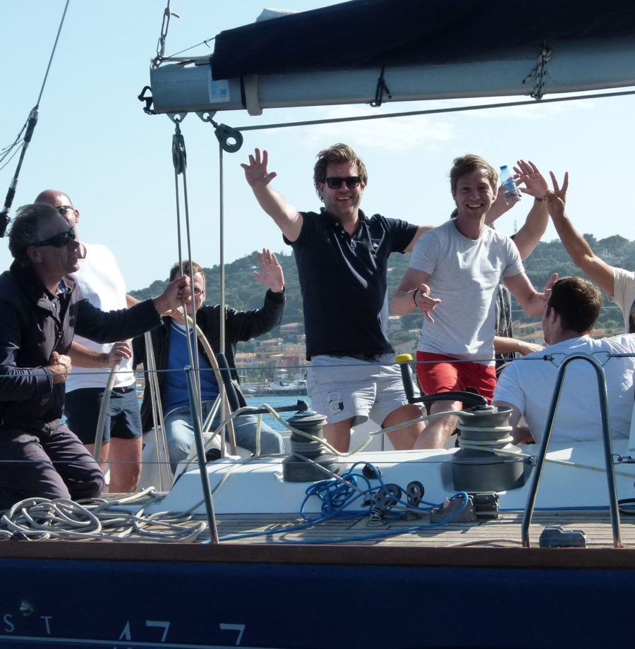 6071154a0c313461760113